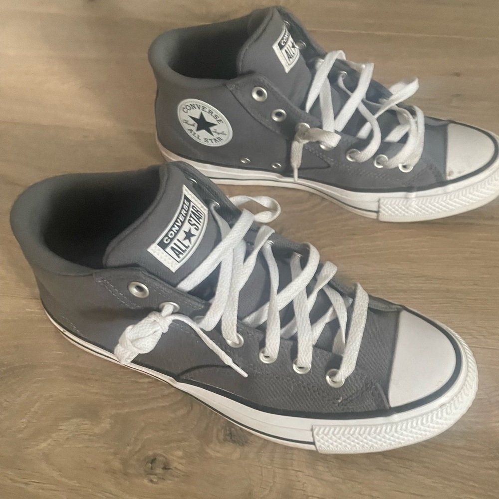 Men’s grey converse size 10 shoes